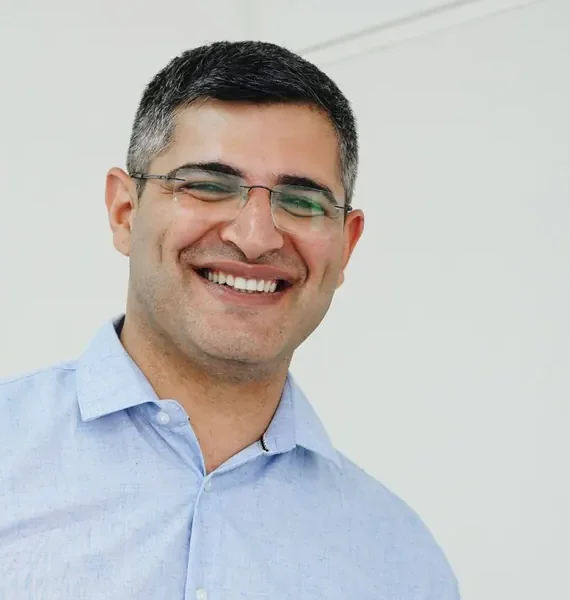 ד״ר יעקובוב ז׳וליין